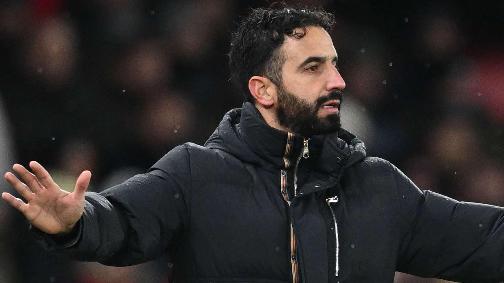 她的职业生 她的职业生